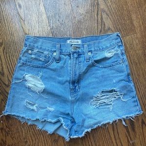 Madewell “the perfect Jean short”